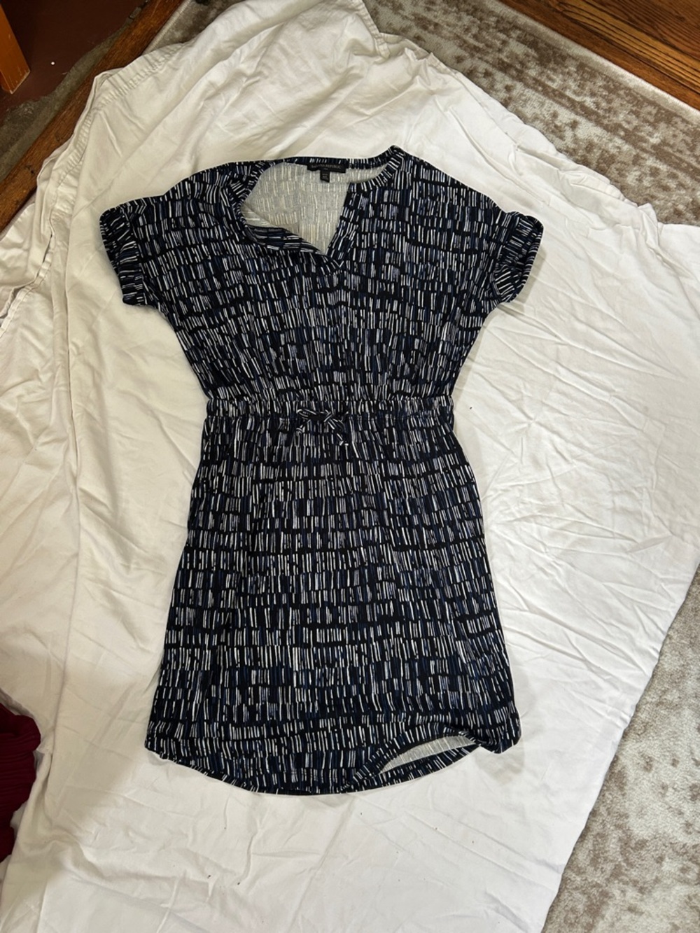 Banana Republic Navy and White Short Sleeve Dress